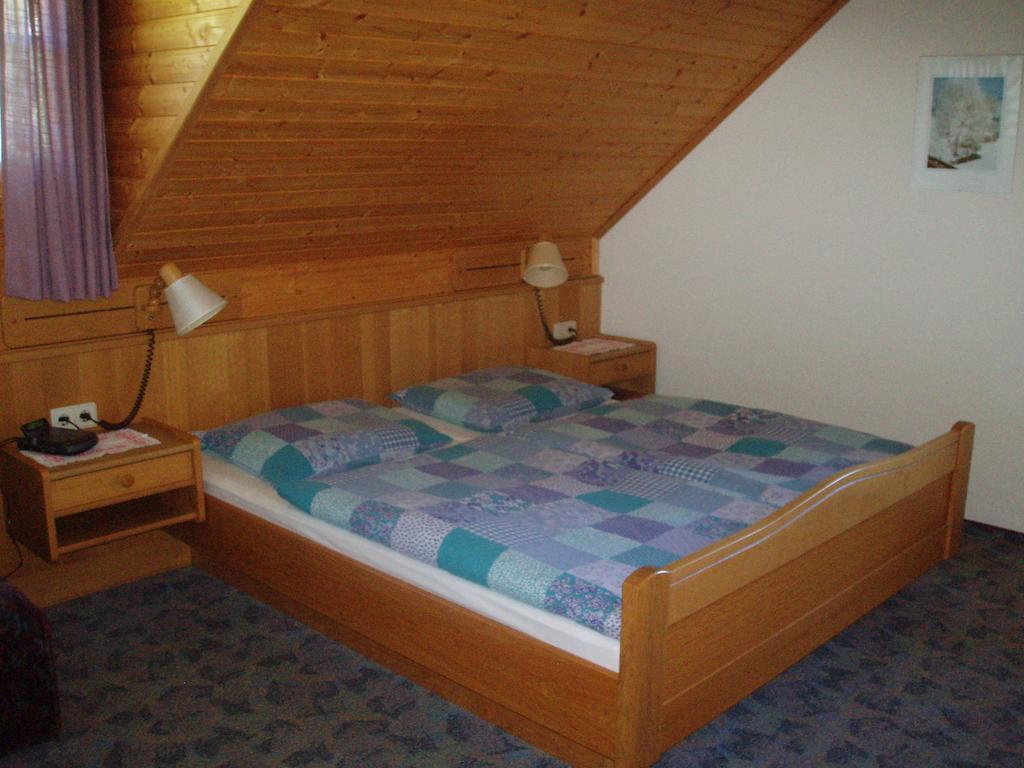 Appartement Pension Grasser Bad Kleinkirchheim Δωμάτιο φωτογραφία